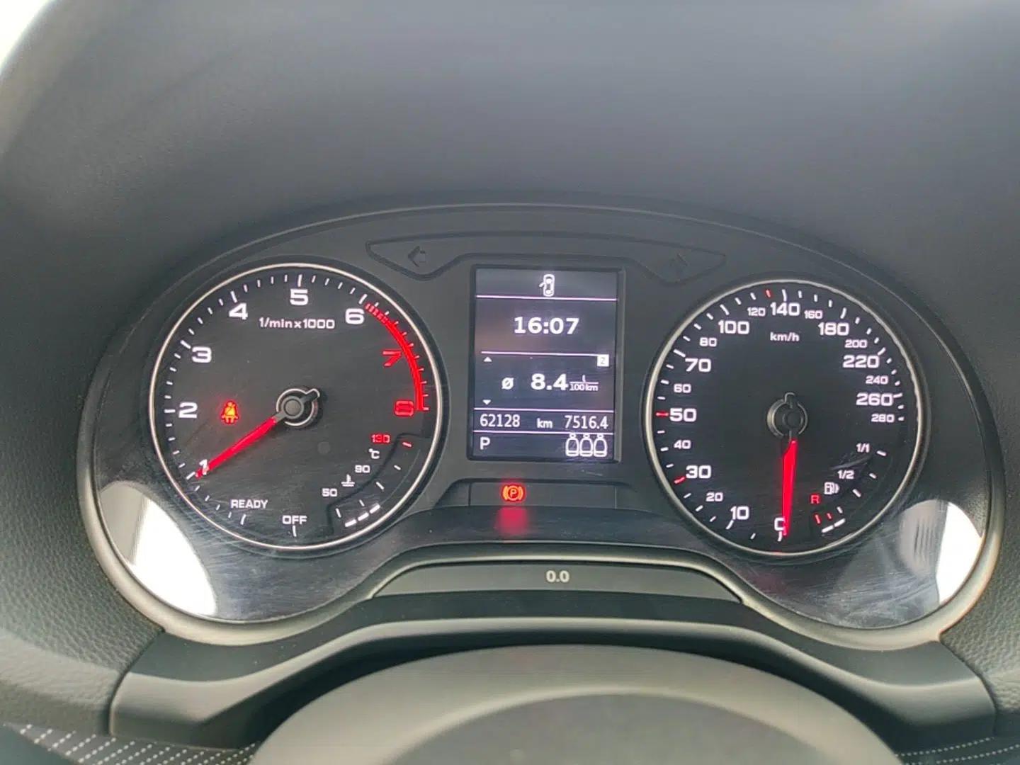 Audi Q2L 2021 35 TFSI Fashion Dynamic Model — миниатюра 14