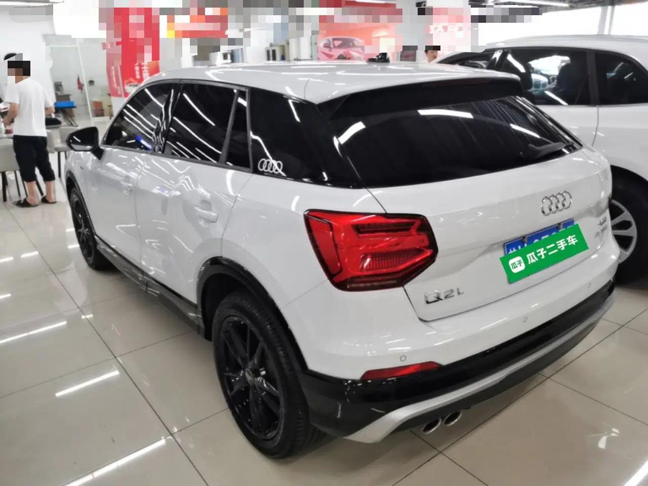 Audi Q2L 2020 35 TFSI Ambition Dynamic Edition — миниатюра 4