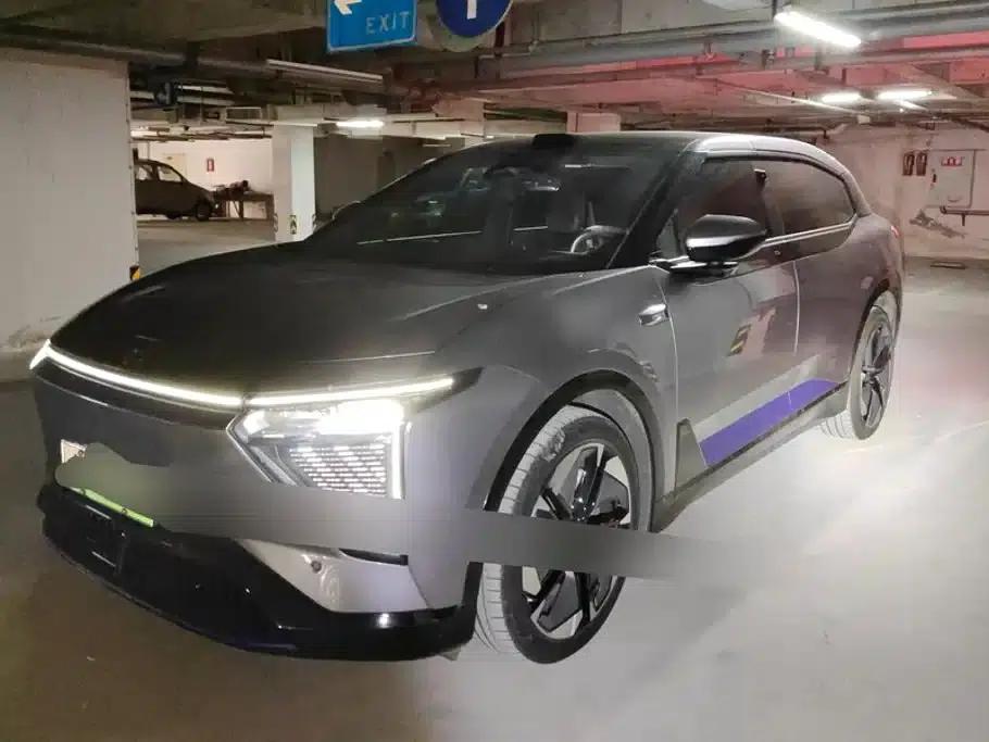 HiPhi Y 2023 560km Elite Edition — миниатюра 1