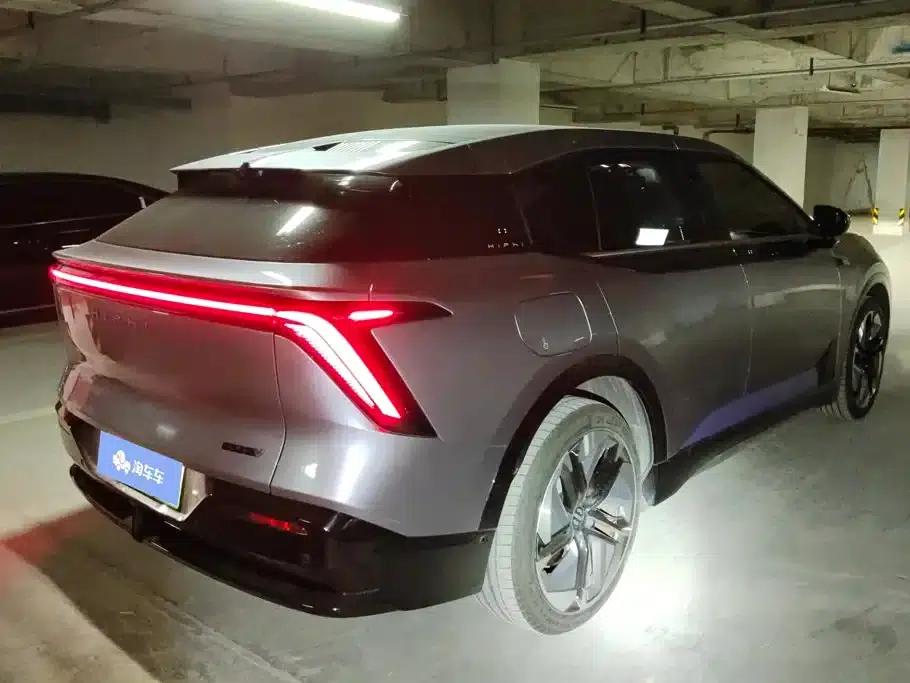 HiPhi Y 2023 560km Elite Edition — миниатюра 3