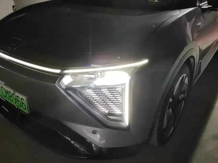 HiPhi Y 2023 560km Elite Edition — миниатюра 5