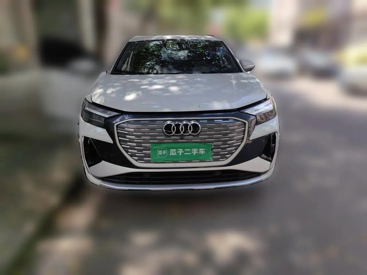 Audi Q4 e-tron 2024 40 e-tron Adventure Edition — миниатюра 2