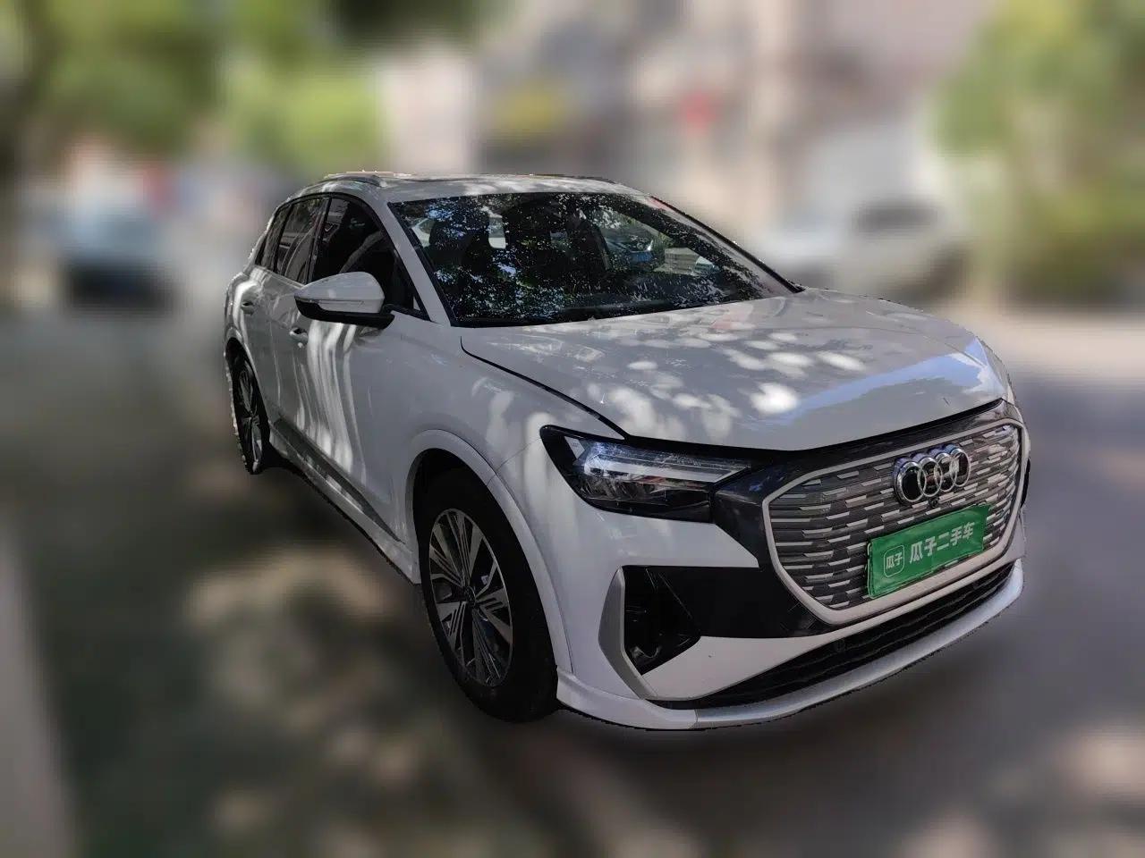 Audi Q4 e-tron 2024 40 e-tron Adventure Edition — миниатюра 3