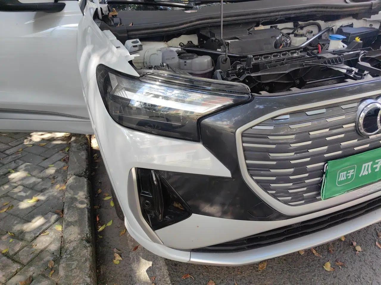 Audi Q4 e-tron 2024 40 e-tron Adventure Edition — миниатюра 7