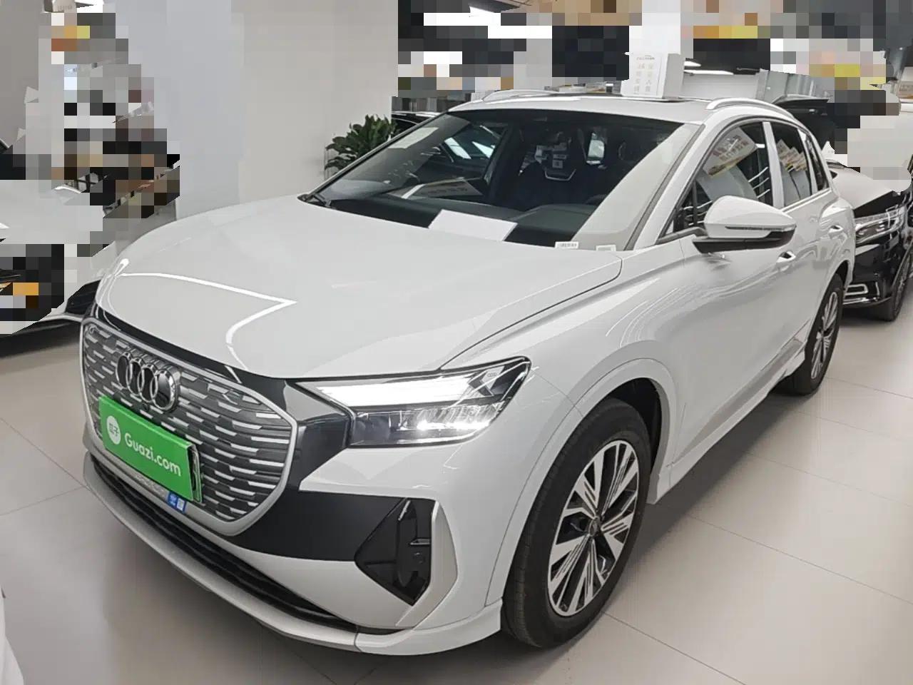 Audi Q4 e-tron 2024 40 e-tron Adventure Edition — миниатюра 1