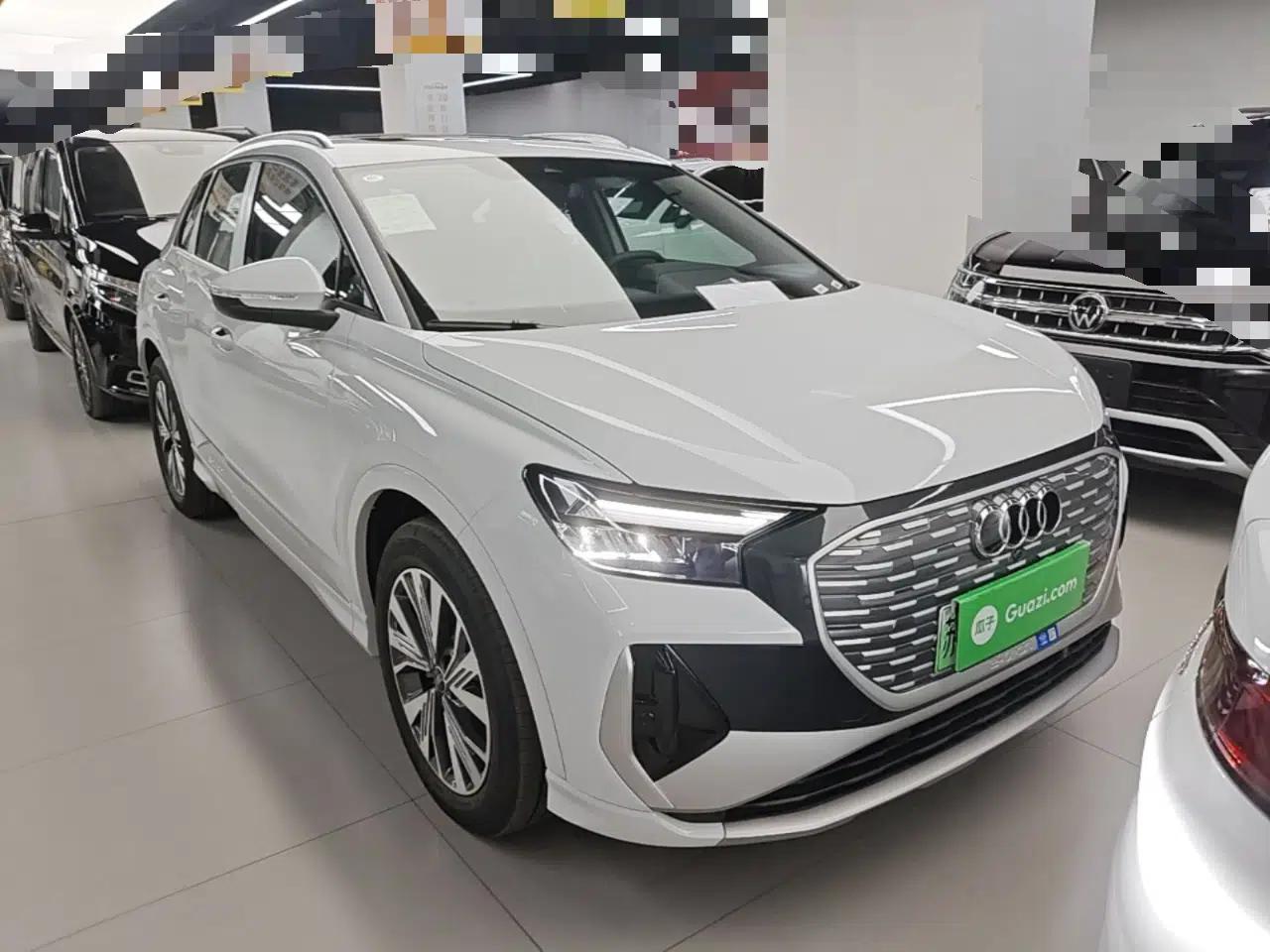 Audi Q4 e-tron 2024 40 e-tron Adventure Edition — миниатюра 3