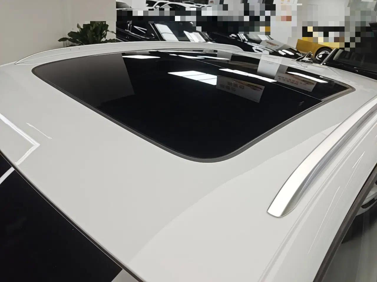 Audi Q4 e-tron 2024 40 e-tron Adventure Edition — миниатюра 7