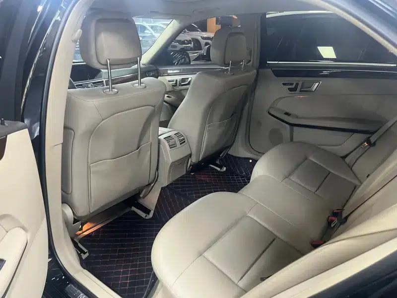 2012 Mercedes-Benz E-Class E 200 L CGI Elegance — миниатюра 9