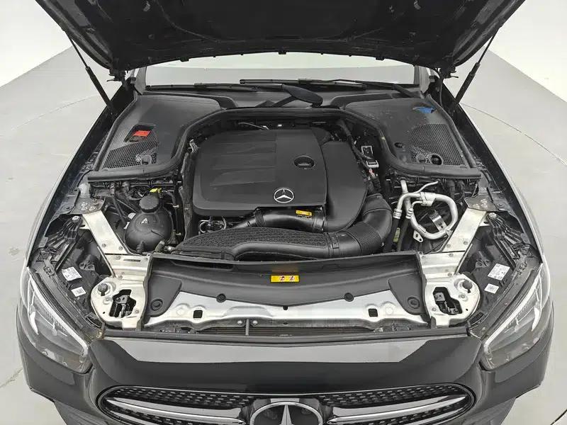 Mercedes-Benz E-Class 2021 Facelift E 260 L Sport Sedan — миниатюра 10