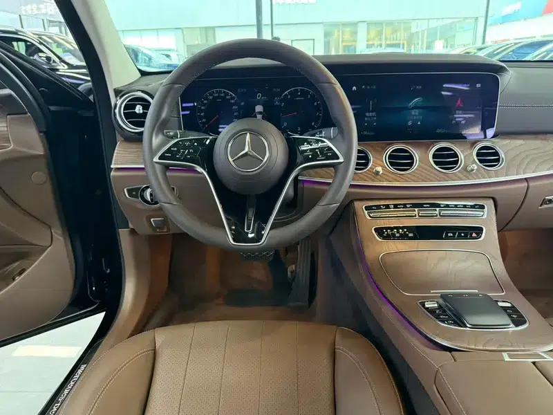 Mercedes-Benz E-Class 2021 E 300 L Luxury Sedan — миниатюра 11