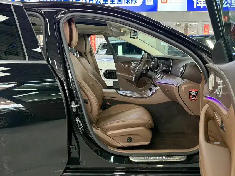 Mercedes-Benz E-Class 2021 E 300 L Luxury Sedan — миниатюра 7
