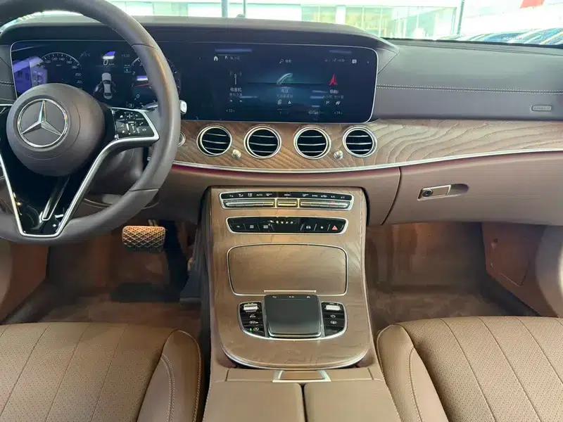 Mercedes-Benz E-Class 2021 E 300 L Luxury Sedan — миниатюра 8