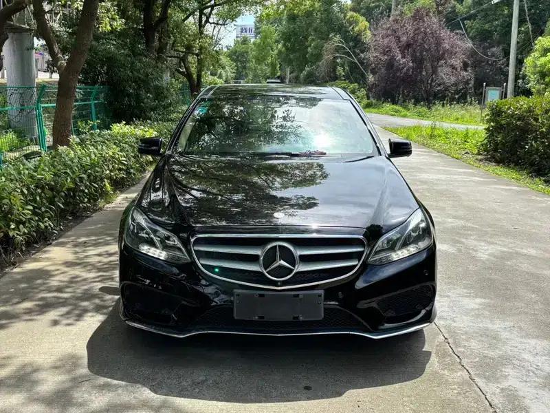 2015 Mercedes-Benz E-Class E 260 L Sport — миниатюра 2