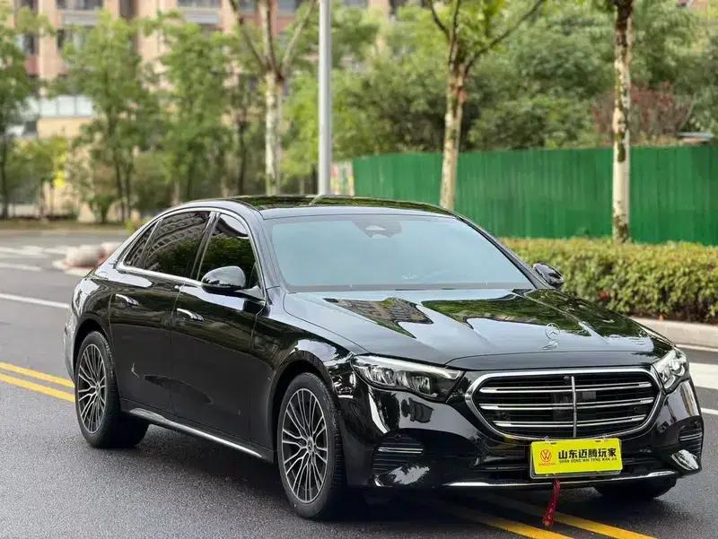 2024 Mercedes-Benz E-Class E 260 L Sedan — миниатюра 3