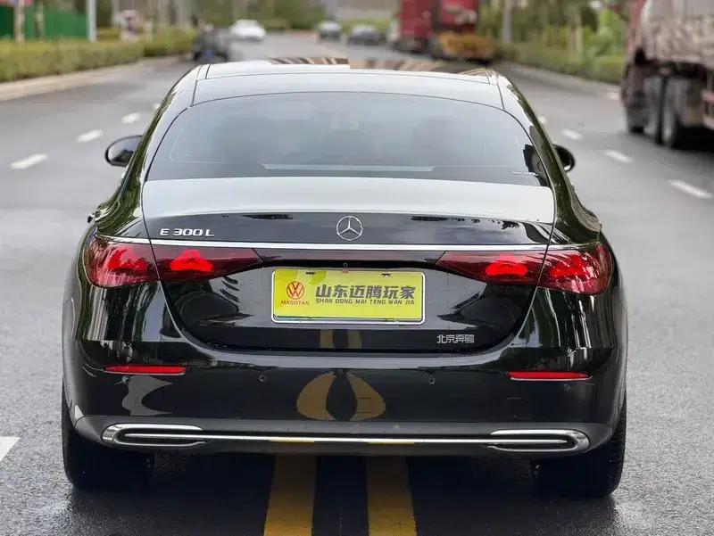 2024 Mercedes-Benz E-Class E 260 L Sedan — миниатюра 5