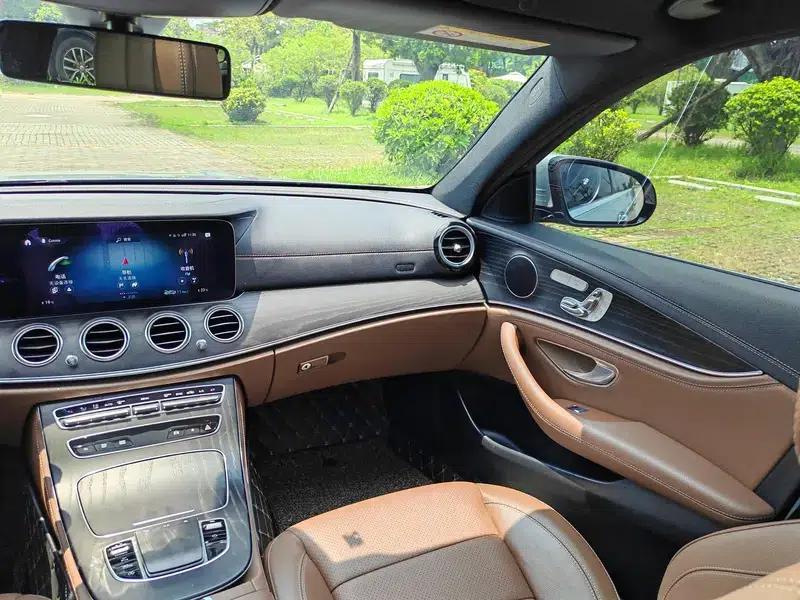 Mercedes-Benz E-Class 2021 E 300 L Fashion Sport Sedan — миниатюра 10