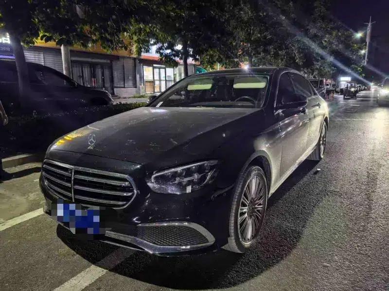 2023 Mercedes-Benz E-Class E 300 L Luxury Sedan — миниатюра 1