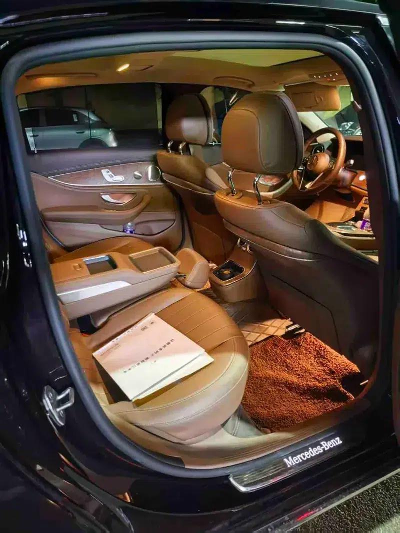 2023 Mercedes-Benz E-Class E 300 L Luxury Sedan — миниатюра 9