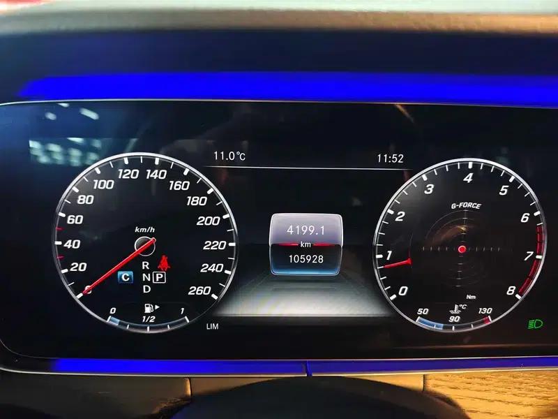 Mercedes-Benz E-Class 2020 Facelift E 300 L Sport Special Edition — миниатюра 13