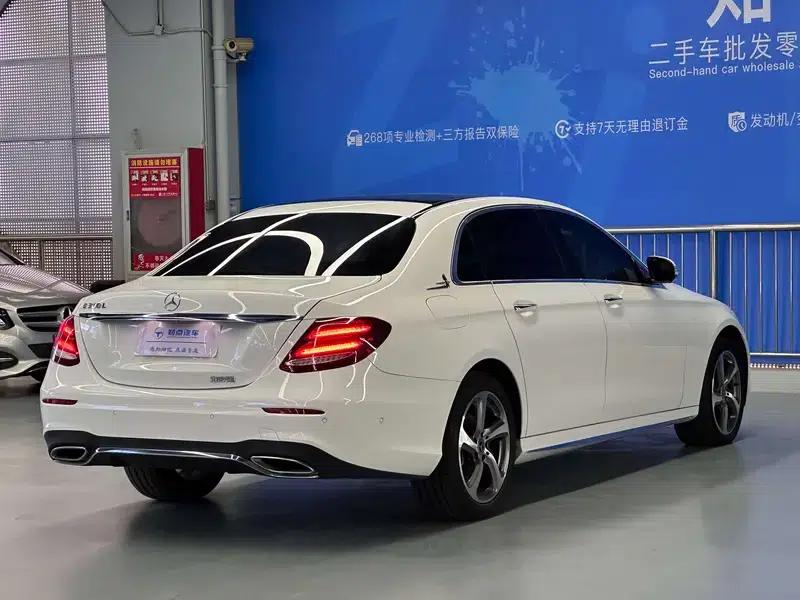 Mercedes-Benz E-Class 2019 E 300 L Sport Style — миниатюра 16