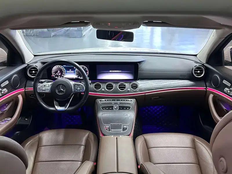 Mercedes-Benz E-Class 2019 E 300 L Sport Style — миниатюра 17