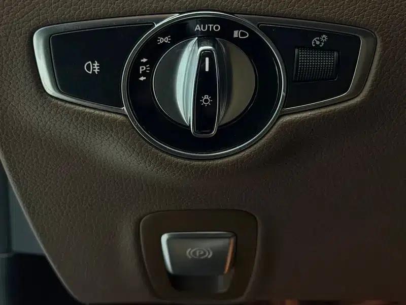 Mercedes-Benz E-Class 2019 E 300 L Sport Style — миниатюра 21