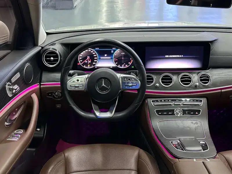 Mercedes-Benz E-Class 2019 E 300 L Sport Style — миниатюра 23