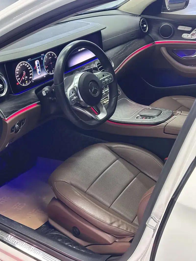 Mercedes-Benz E-Class 2019 E 300 L Sport Style — миниатюра 25