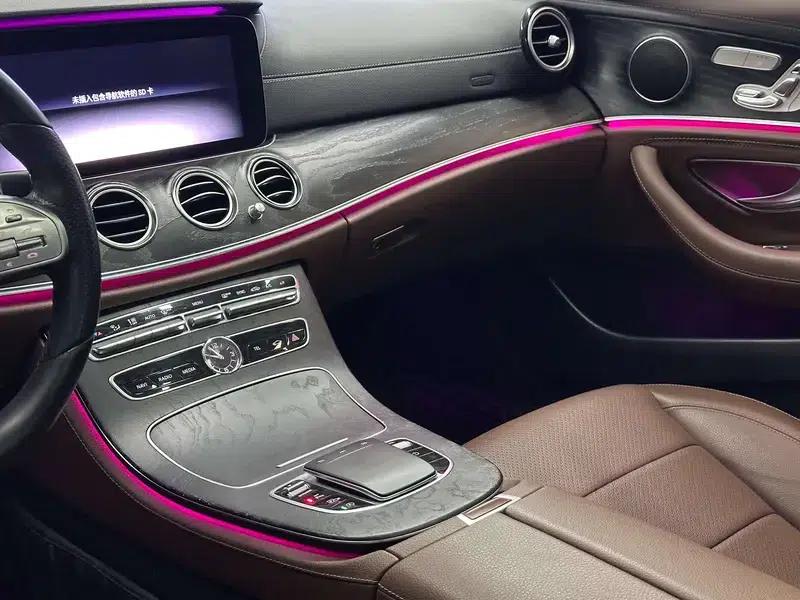 Mercedes-Benz E-Class 2019 E 300 L Sport Style — миниатюра 9