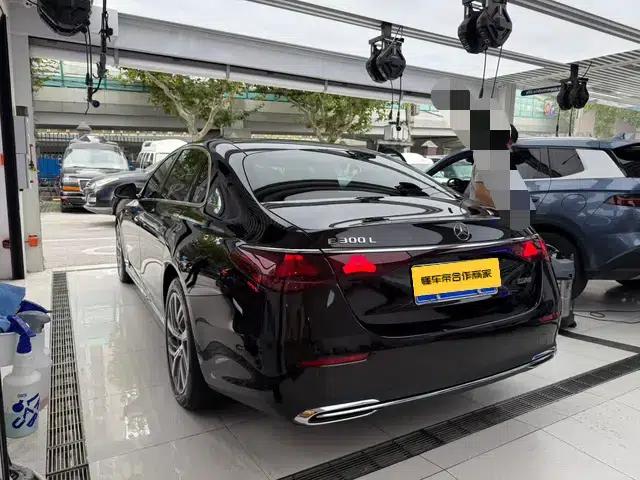Mercedes-Benz E-Class 2024 E 300 L Fashion Sedan — миниатюра 5