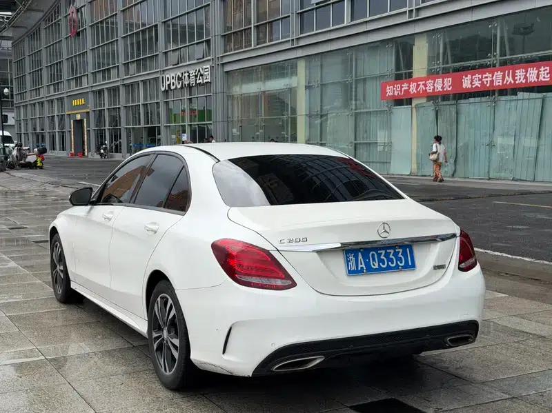2015 Mercedes-Benz C-Class C 200 Sport Edition — миниатюра 4