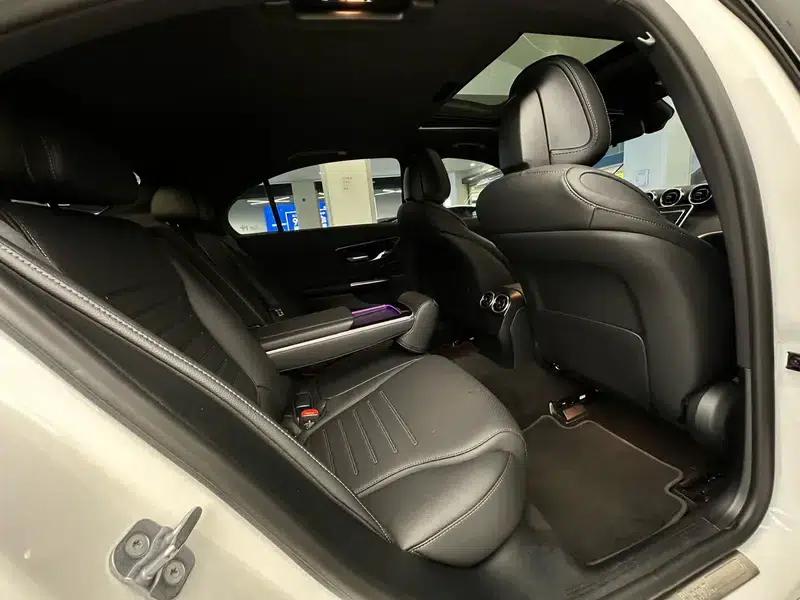 Mercedes-Benz C-Class 2024 Facelift C 200 L Sport Edition — миниатюра 31