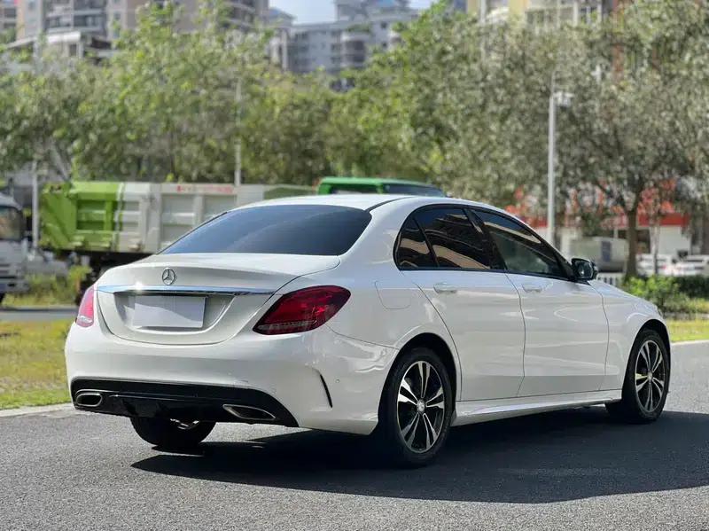 2016 Mercedes-Benz C-Class C 200 Sport Edition — миниатюра 6