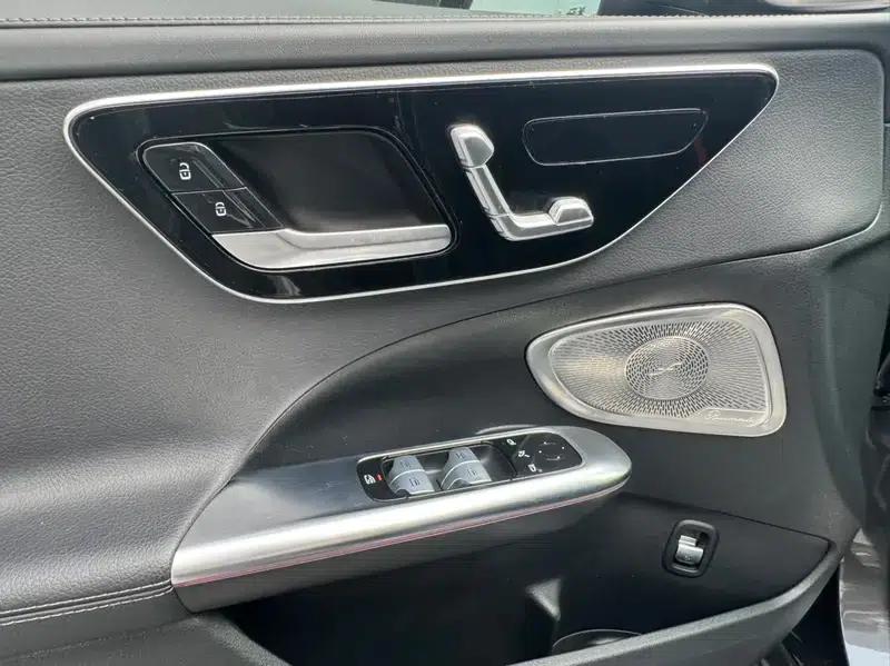 2022 Mercedes-Benz C-Class C 260 L Sport Edition — миниатюра 31