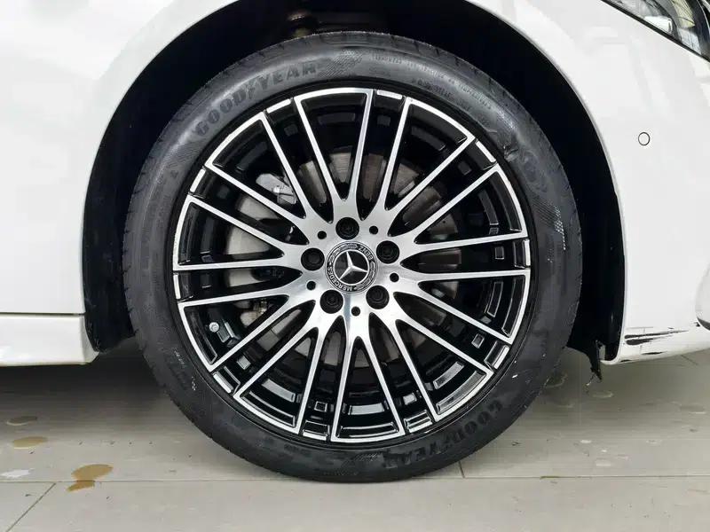Mercedes-Benz C-Class 2023 Facelift C 260 L Sport Edition — миниатюра 6