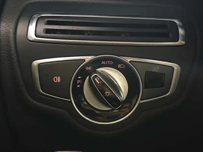 2015 Mercedes-Benz C-Class C 200 Sport 4MATIC — миниатюра 14