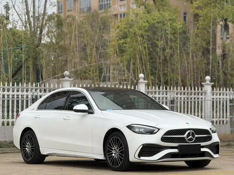 2024 Mercedes-Benz C-Class C 260 L Sport Edition — миниатюра 3
