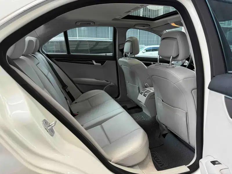 Mercedes-Benz C-Class 2013 C 180 CGI Classic — миниатюра 19