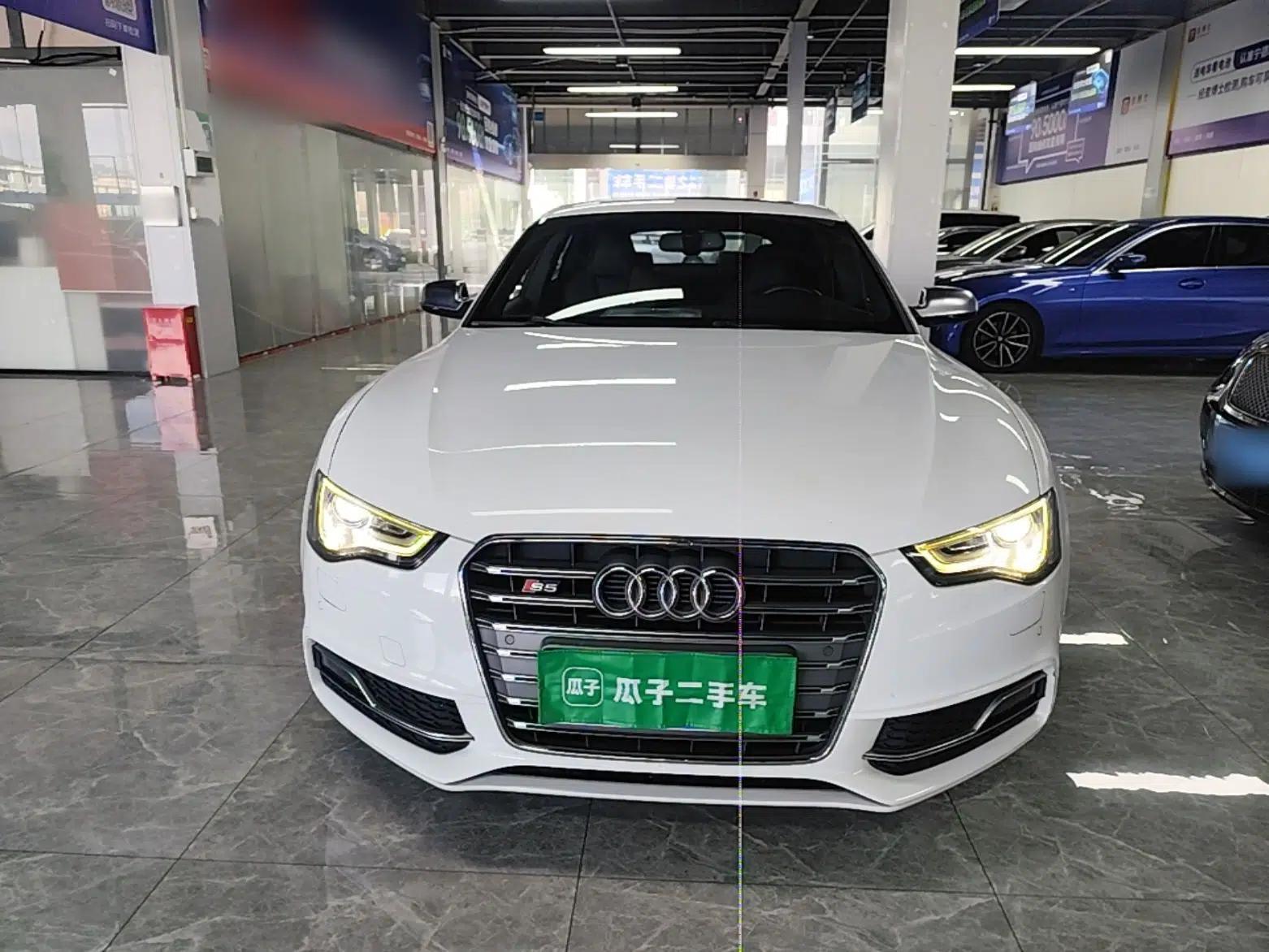 Audi S5 2012 S5 3.0T Sportback — миниатюра 2