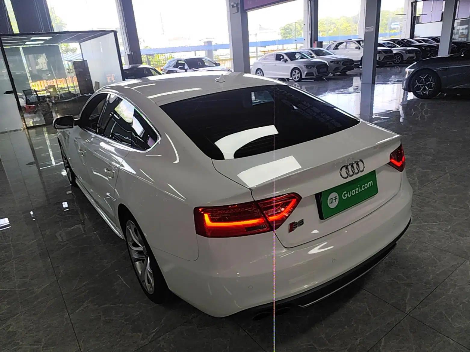Audi S5 2012 S5 3.0T Sportback — миниатюра 4