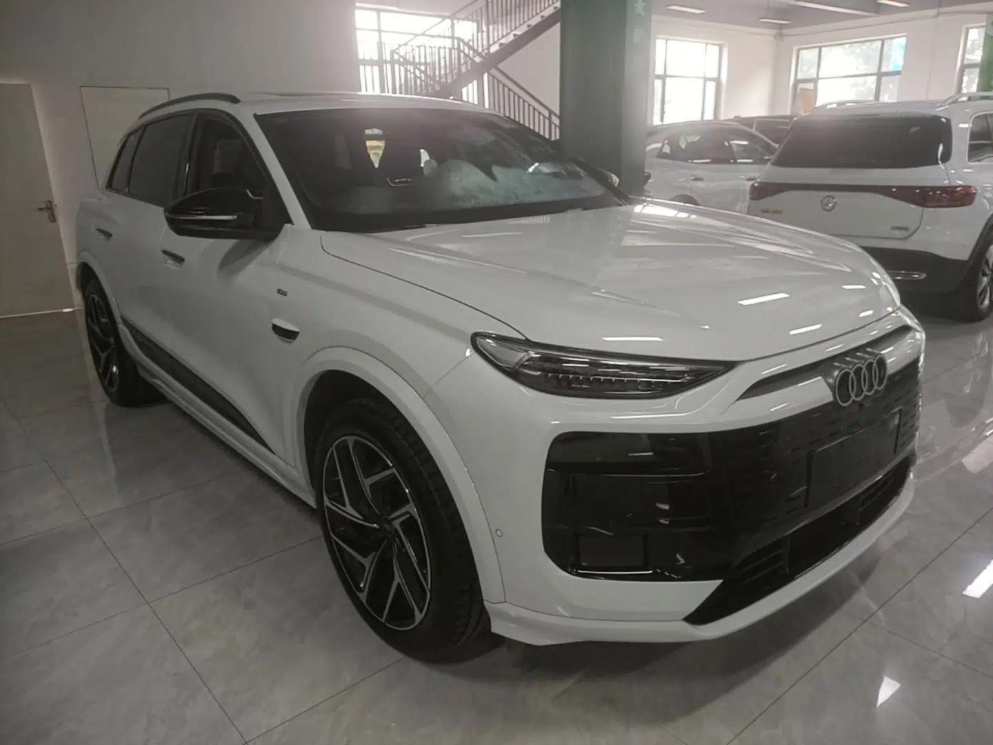 Audi Q6L e-tron 2026 First Launch Navigation Edition — миниатюра 3