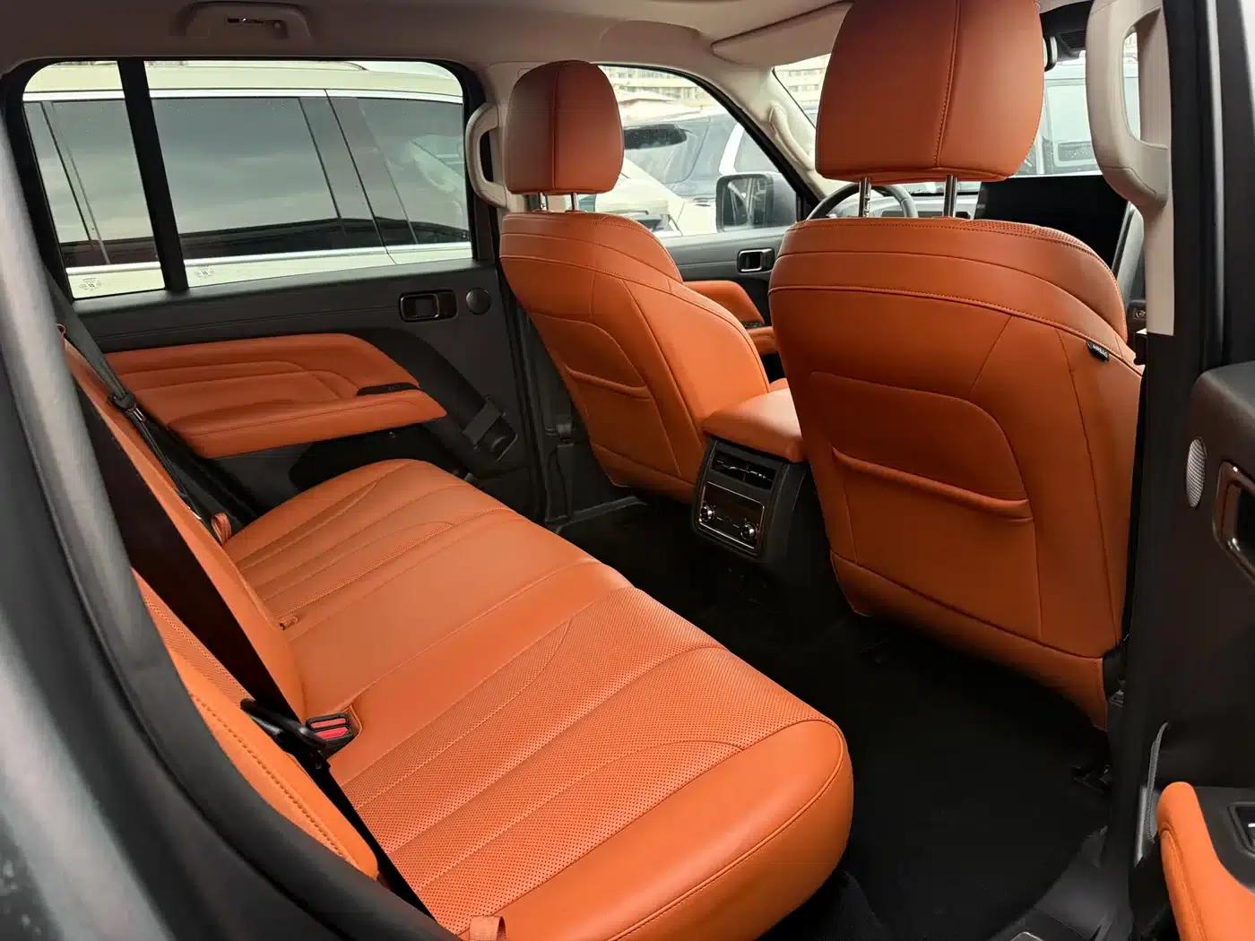 Haval H9 2024 2.0T Gasoline 4WD Explorer Edition — миниатюра 12