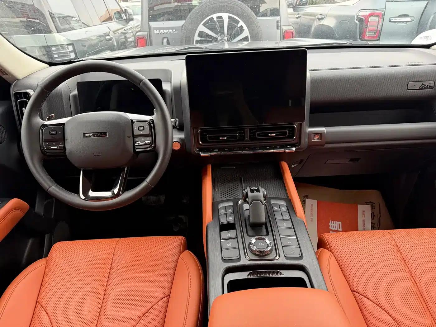 Haval H9 2024 2.0T Gasoline 4WD Explorer Edition — миниатюра 6
