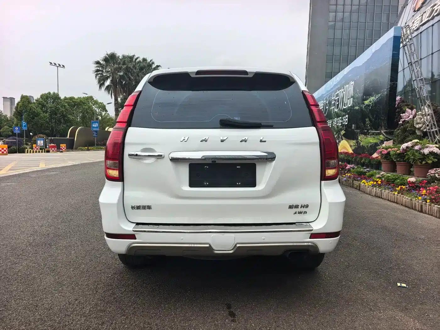 Haval H9 2015 2.0T 4WD Luxury 7-Seater — миниатюра 14