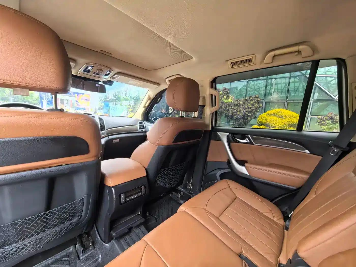 Haval H9 2015 2.0T 4WD Luxury 7-Seater — миниатюра 8