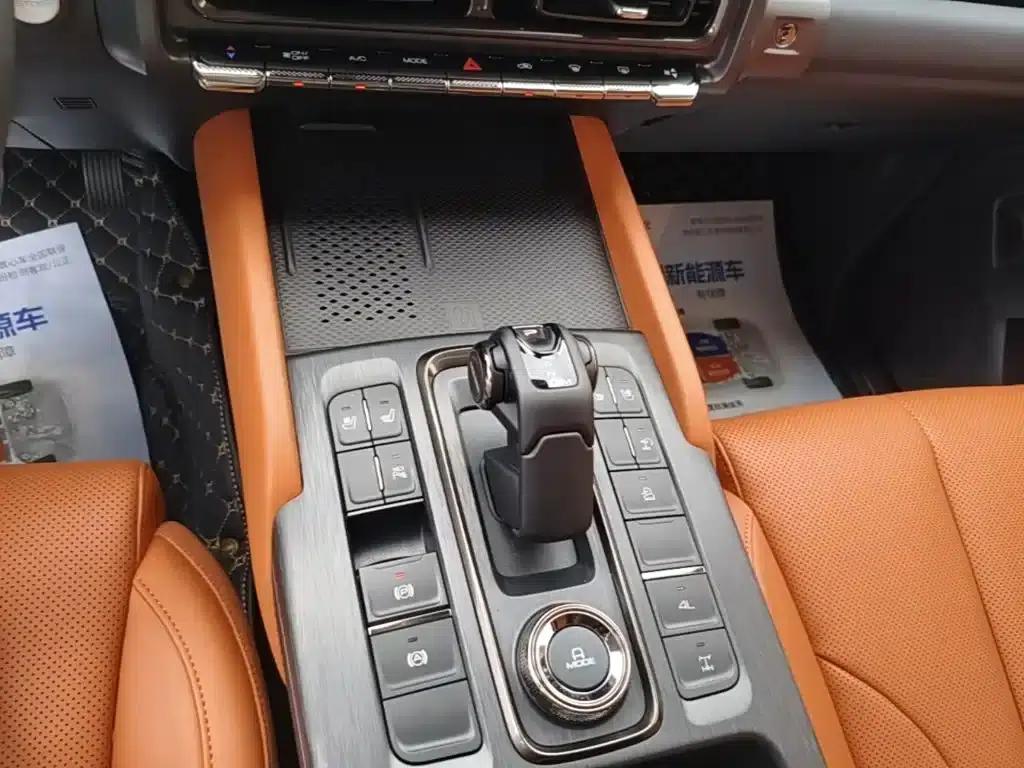 Haval H9 2024 2.0T Gasoline 4WD Ultimate Edition — миниатюра 14