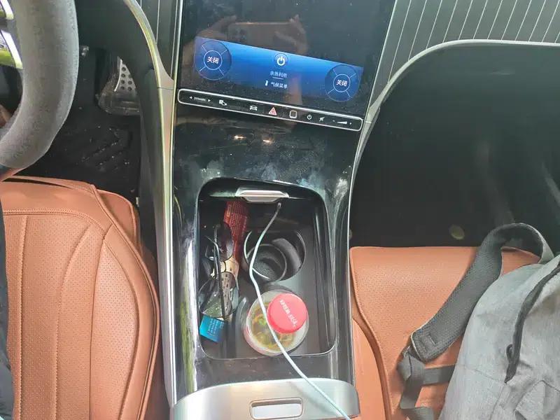 2023 Mercedes-Benz GLC 300 L 4MATIC Luxury 7-seater — миниатюра 14
