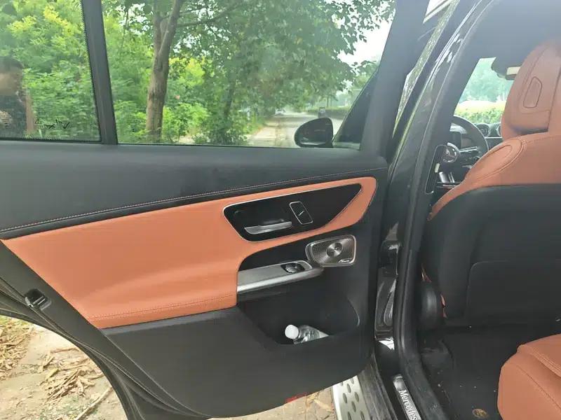 2023 Mercedes-Benz GLC 300 L 4MATIC Luxury 7-seater — миниатюра 17