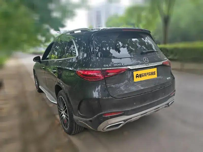 2023 Mercedes-Benz GLC 300 L 4MATIC Luxury 7-seater — миниатюра 6