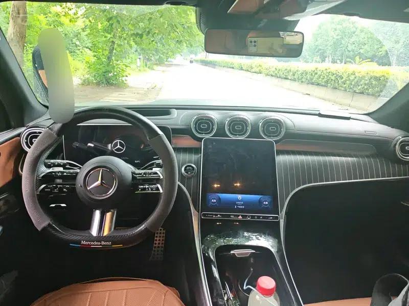 2023 Mercedes-Benz GLC 300 L 4MATIC Luxury 7-seater — миниатюра 10